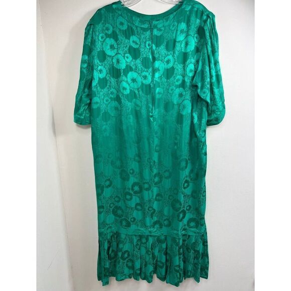 LOUIS FERAUD x Neiman Marcus Green Floral Print Pleated Hem Midi Dress S… - Picture 4 of 7
